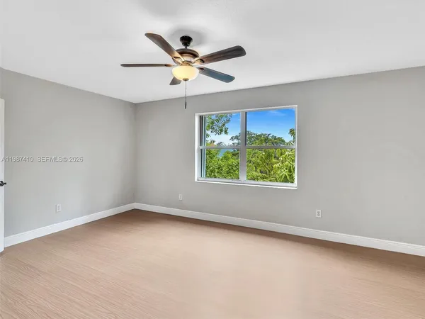 $4,000 | 1498 Southwest 106th Avenue, Unit 1498, Pembroke Pines, FL 33025