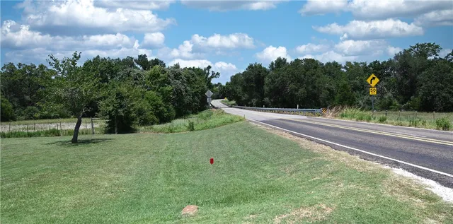 $654,900 | 9769 North Fm 2096 Street North, Franklin, TX 77856