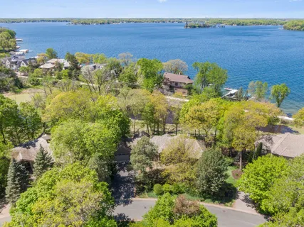 $1,595,000 | 4820 Lodge Lane, Greenwood, MN 55331