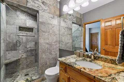 $1,595,000 | 4820 Lodge Lane, Greenwood, MN 55331