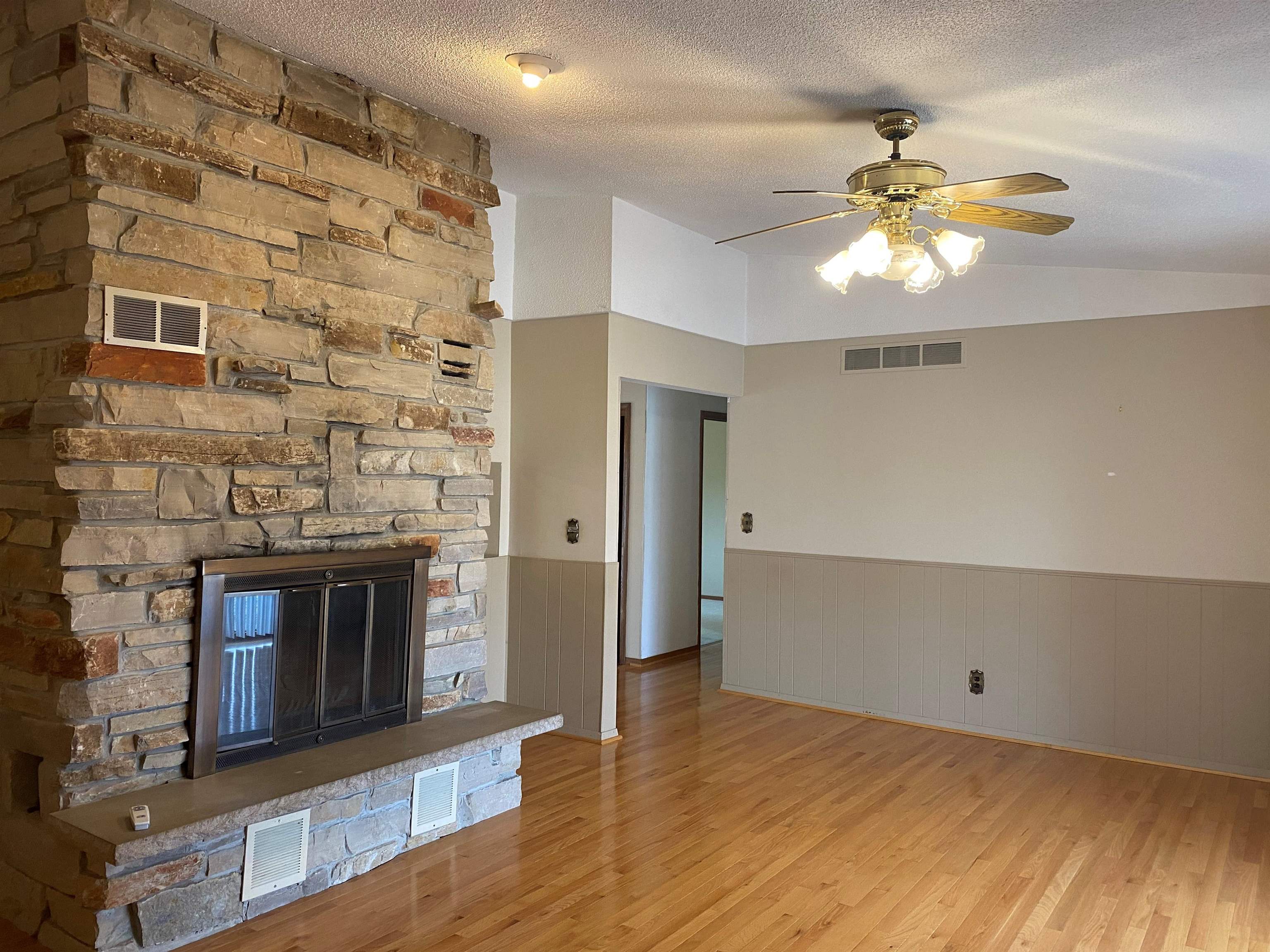6582 Shadow Ridge Road Rockford, IL 61107 - Photo 17 of 53 Gallery Image 17