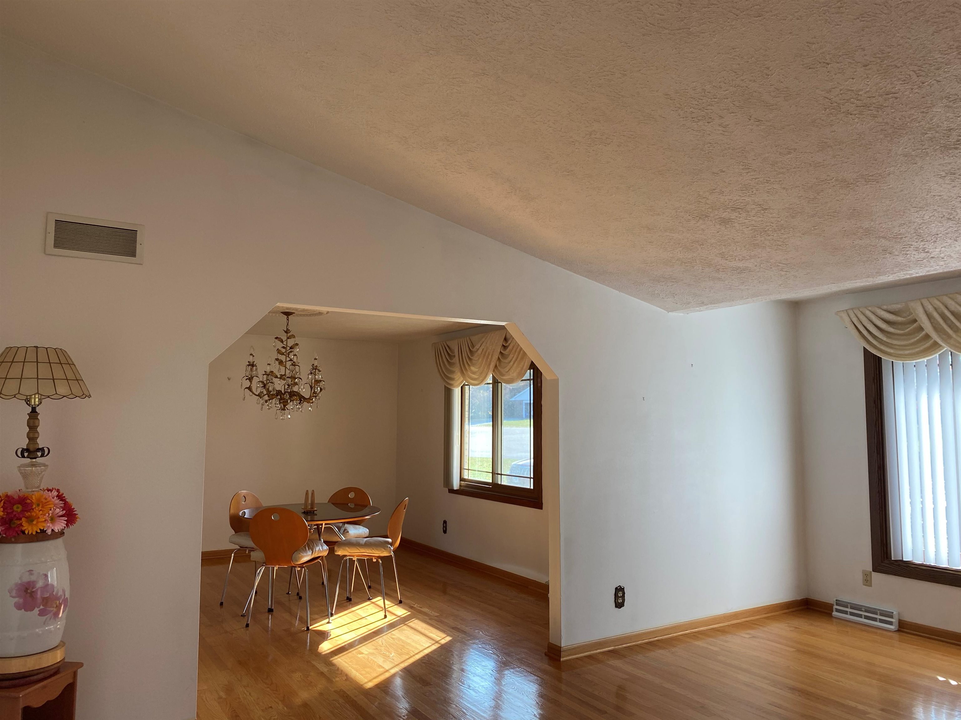 6582 Shadow Ridge Road Rockford, IL 61107 - Photo 3 of 53 Gallery Image 3