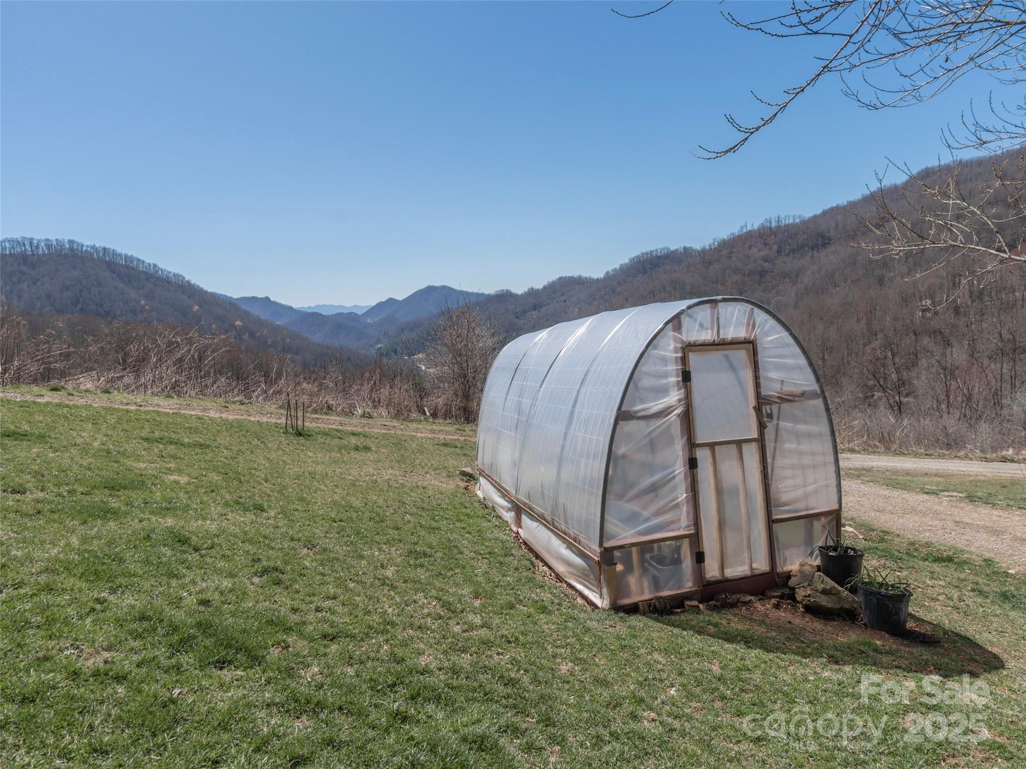 323 Morris Road Clyde, NC 28721 - Photo 38 of 43 Gallery Image 38