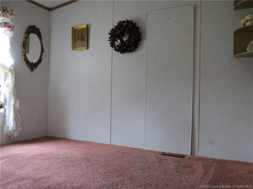 9290 State Road Georgetown, IN 47122 - Photo 10 of 21 Gallery Image 10
