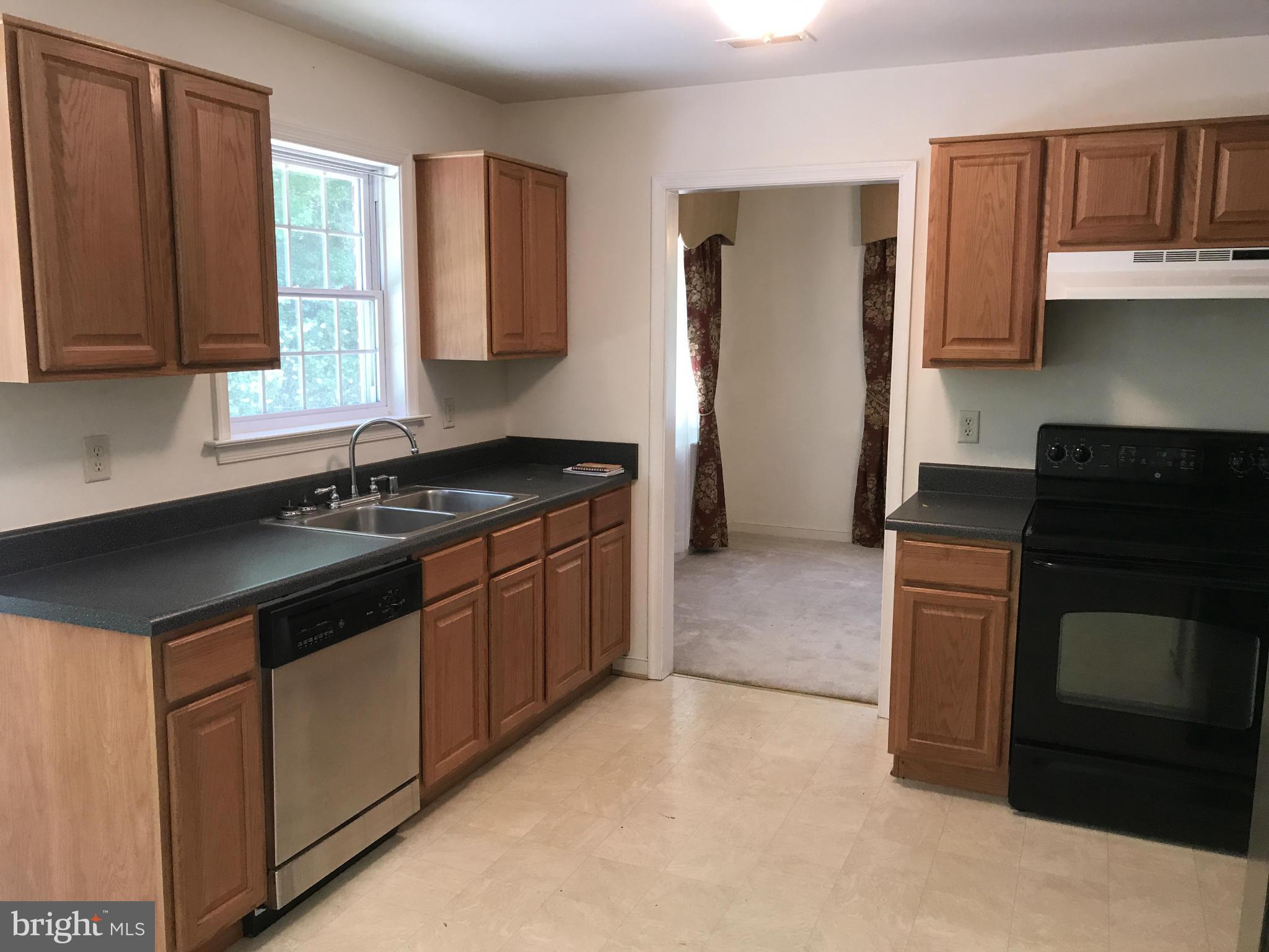 483 Carrs Bridge Road Bumpass, VA 23024 - Photo 5 of 23 Kitchen