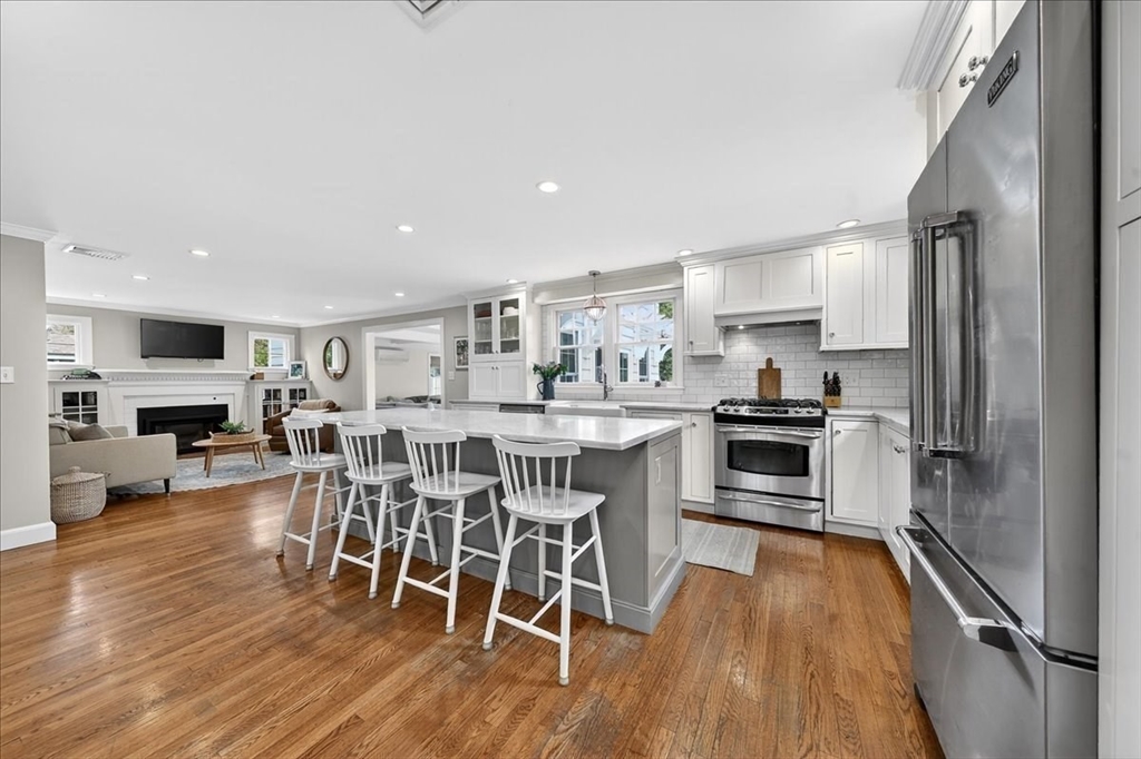75 Brewster Road Cohasset, MA 02025 - Photo 5 of 35
