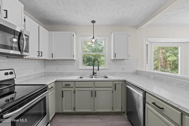 $1,800 | 288 Lakeridge Drive, Cameron, NC 28326