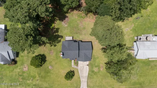 $1,800 | 288 Lakeridge Drive, Cameron, NC 28326