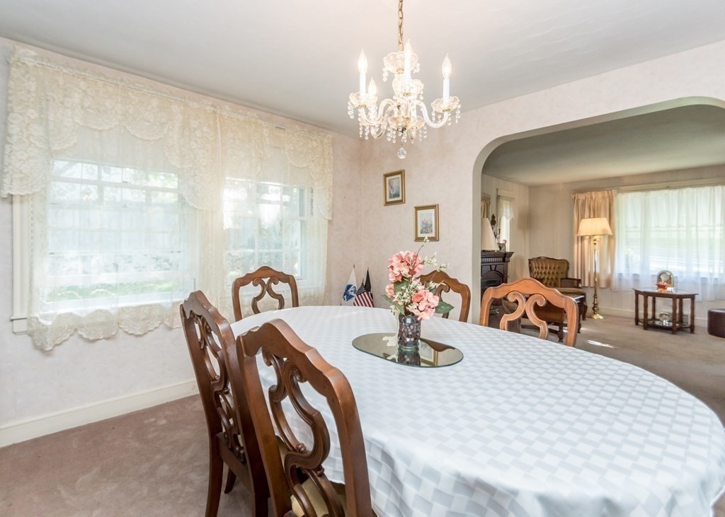 1393 Trapelo Road Waltham, MA 02451 - Photo 13 of 37