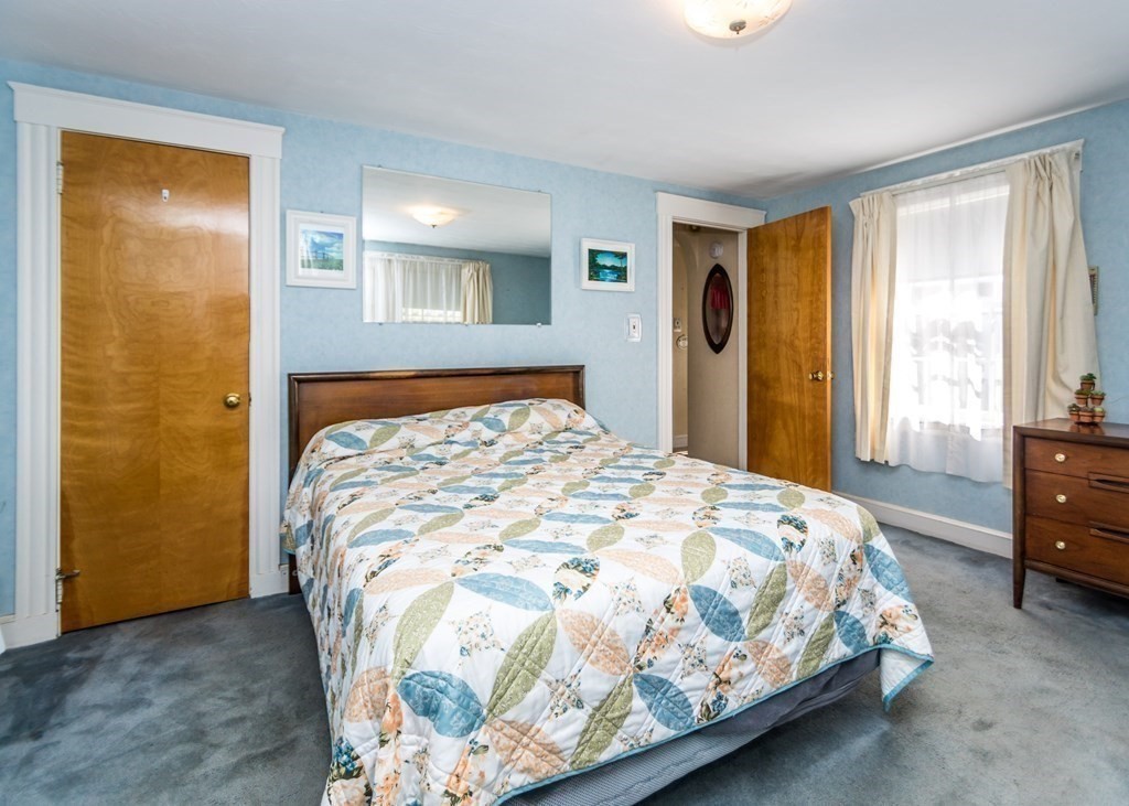 1393 Trapelo Road Waltham, MA 02451 - Photo 15 of 37