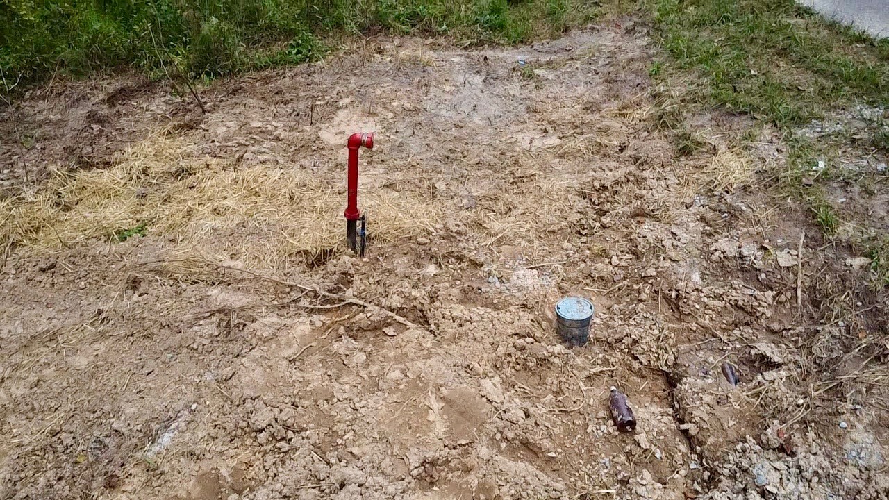 8 Sales Landing Road Camden, TN 38320 - Photo 23 of 31 a street sign on the side of a road