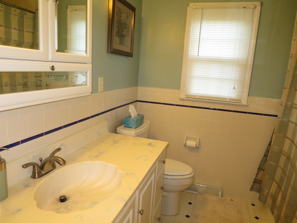 1091 Shaker Road Westfield, MA 01085 - Photo 22 of 30 Gallery Image 22