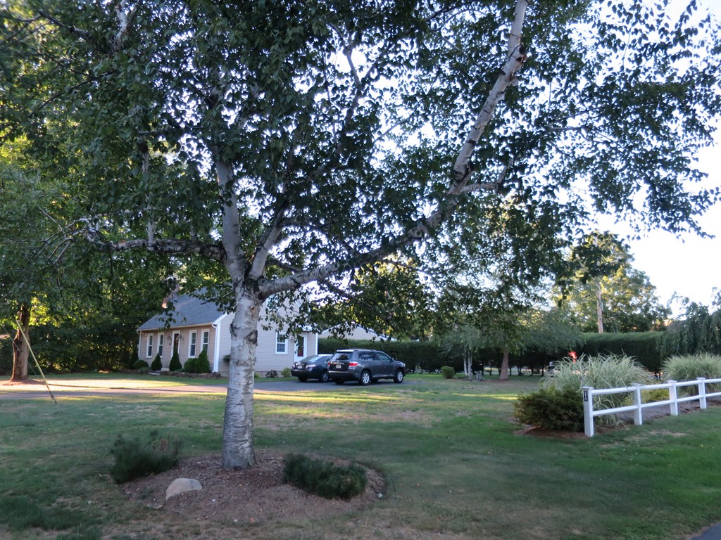 1091 Shaker Road Westfield, MA 01085 - Photo 29 of 30 Gallery Image 29