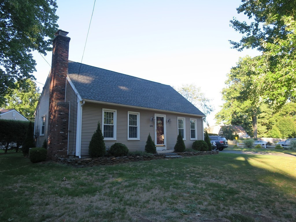 1091 Shaker Road Westfield, MA 01085 - Photo 6 of 30 Gallery Image 6