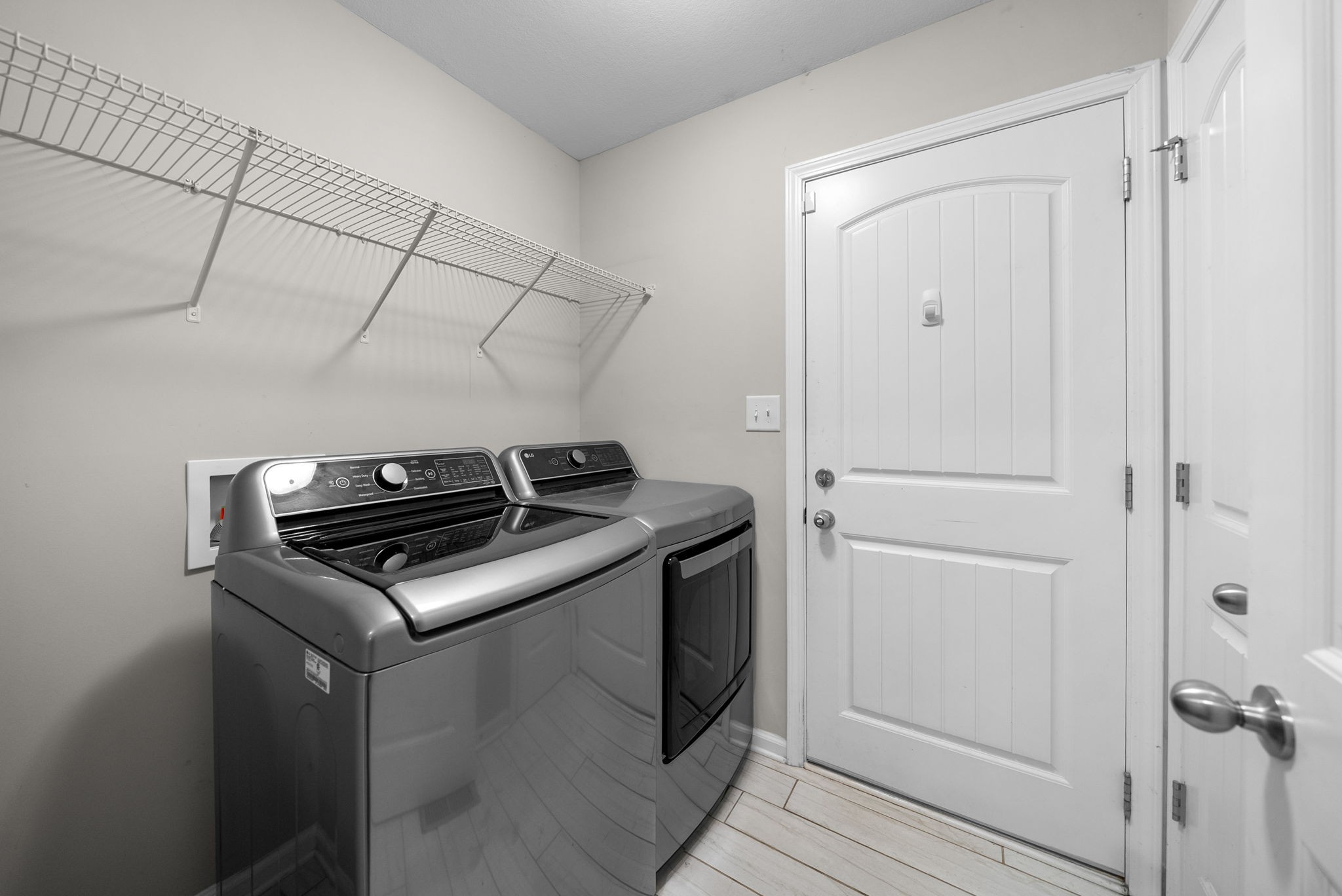 2685 Mockingbird Hill Road Palmyra, TN 37142 - Photo 21 of 47 a view of a kitchen with wooden floor