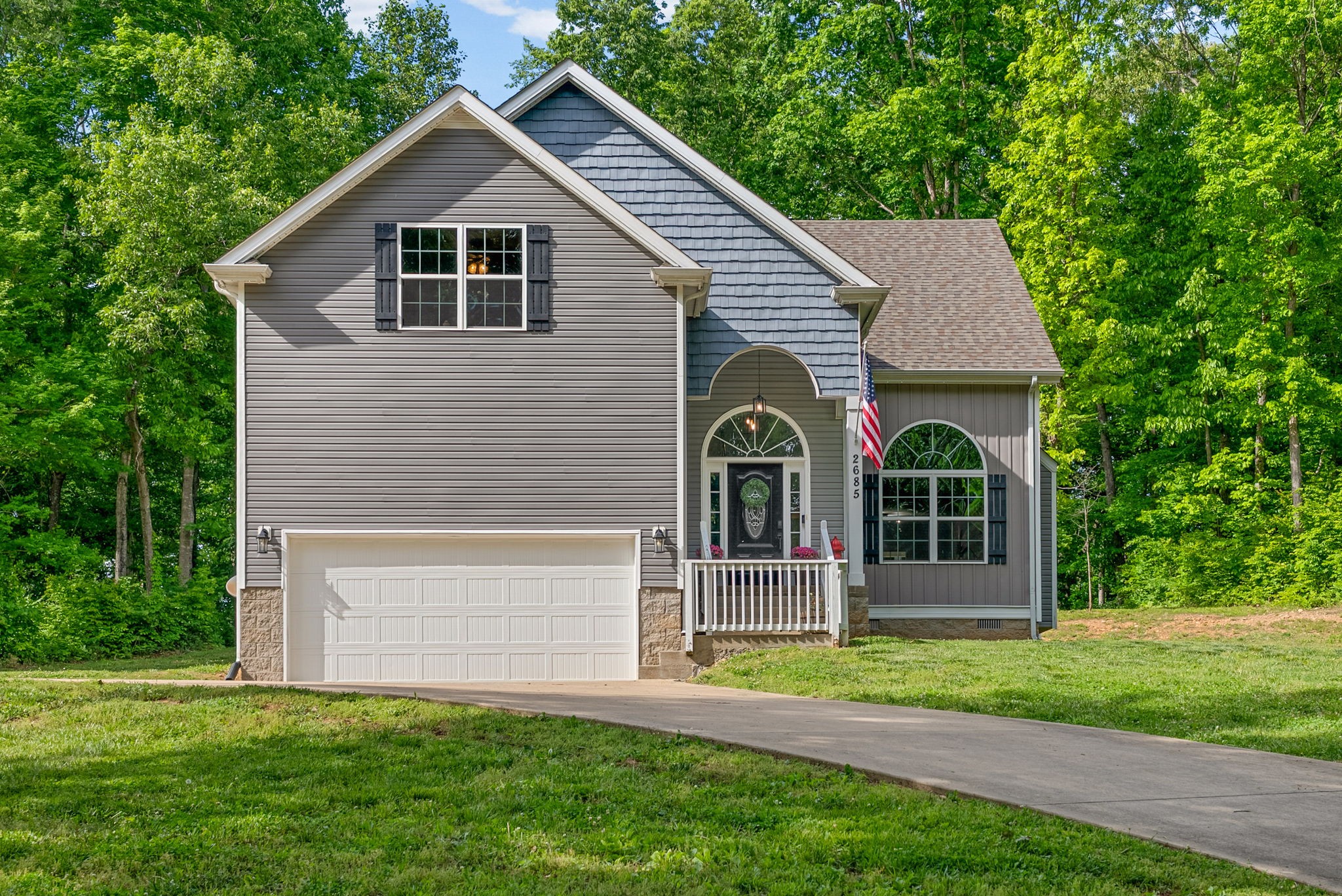 2685 Mockingbird Hill Road Palmyra, TN 37142 - Photo 36 of 47 a view of front of house with a yard