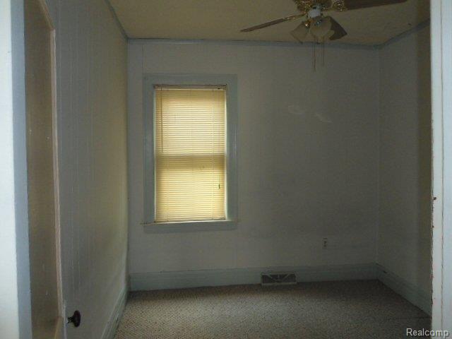5693 Springwells Street Detroit, MI 48210 - Photo 11 of 18 DSC07602.JPG