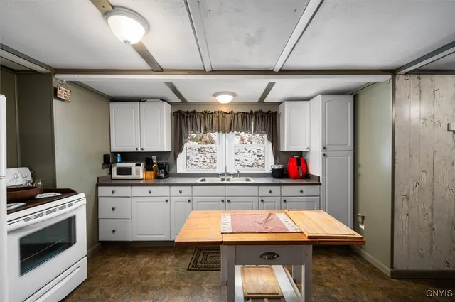 $244,900 | 152 Silverstone Road, Russia, NY 13438