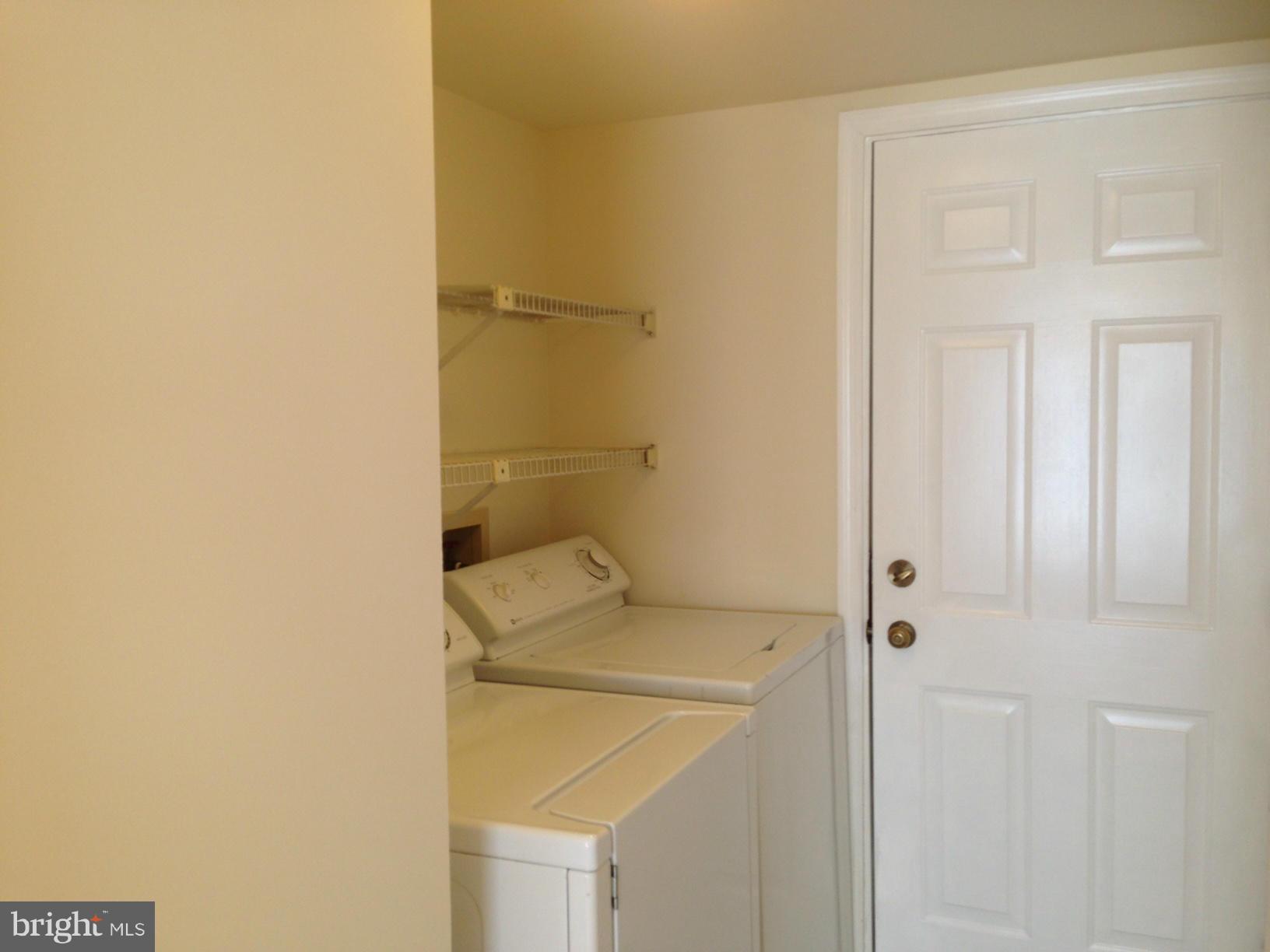 13916 Riding Loop Drive North Potomac, MD 20878 - Photo 10 of 30 Interior (General)