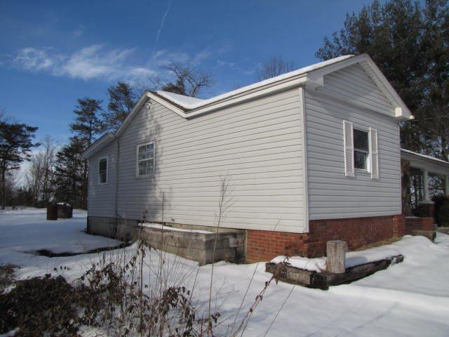 3428 Hawk Creek Road London, KY 40741 - Photo 17 of 41 Photo 17