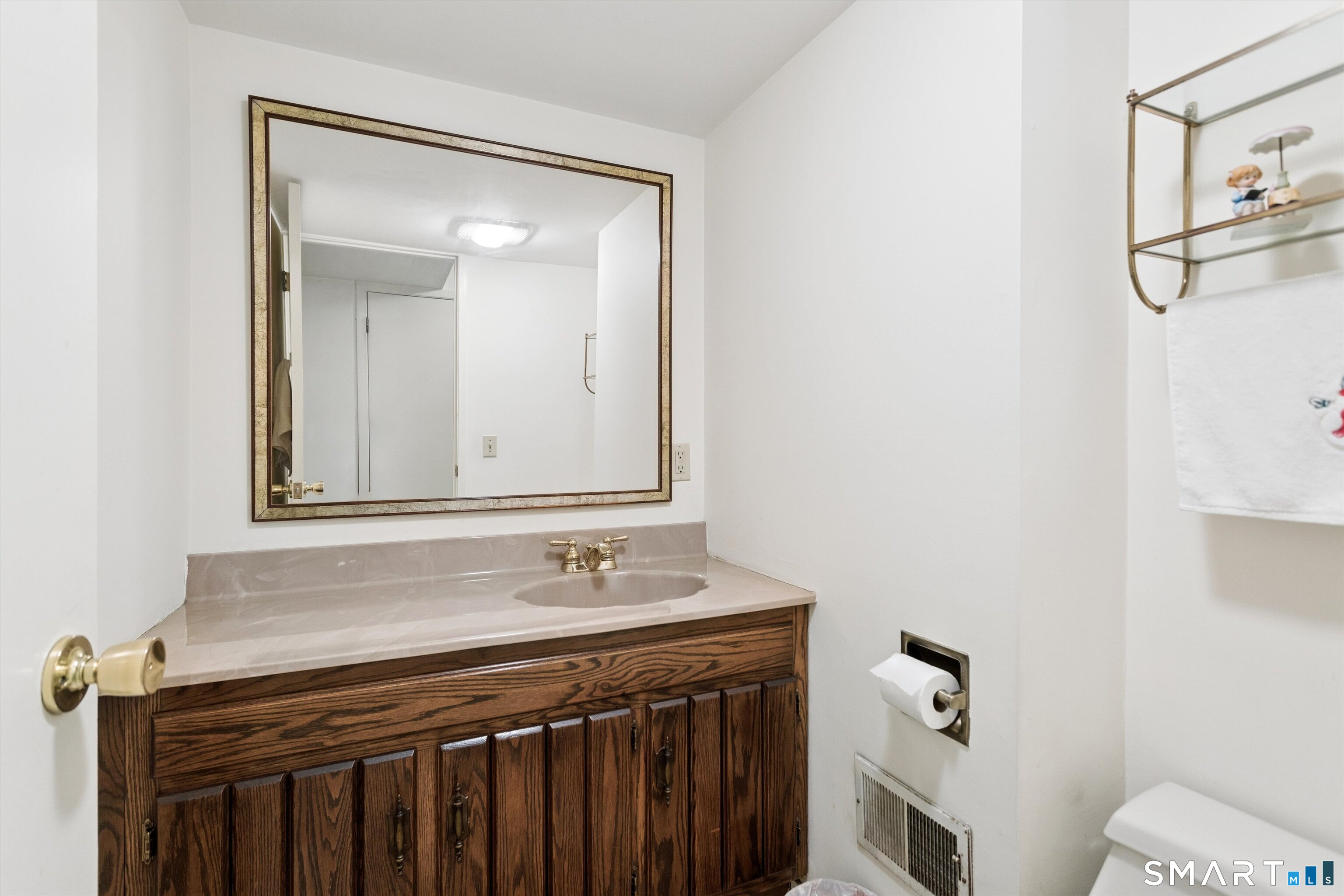 212 West Norwalk Road Norwalk, CT 06850 - Photo 19 of 39