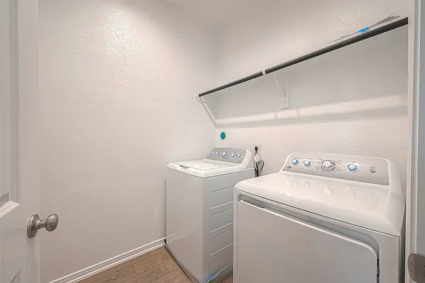 $2,350 | 628 Silver Pear Court, Montgomery, TX 77316