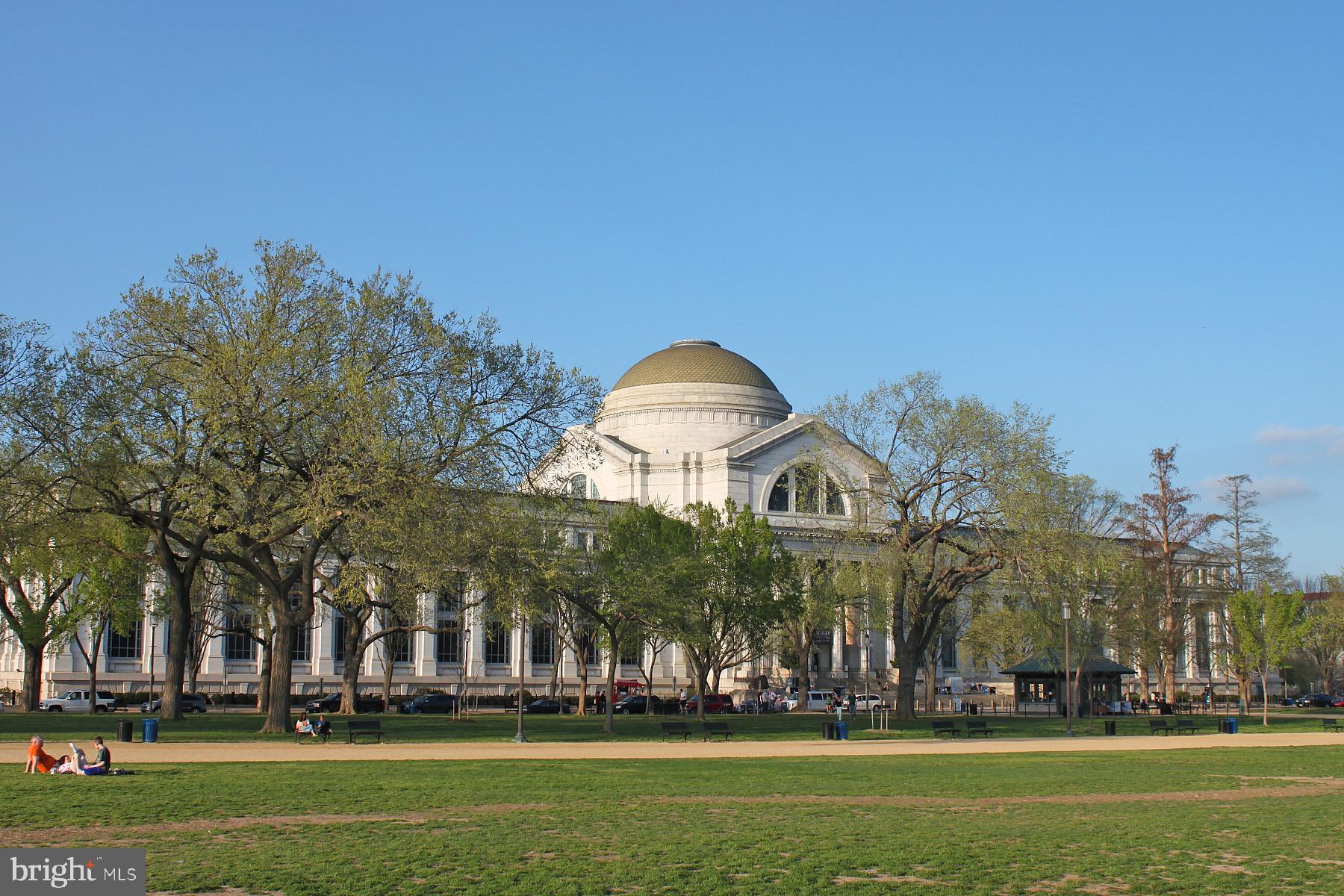 915 E Street Northwest, Unit 505 Washington, DC 20004 - Photo 34 of 35 Quintessential city living near to DC landmarks