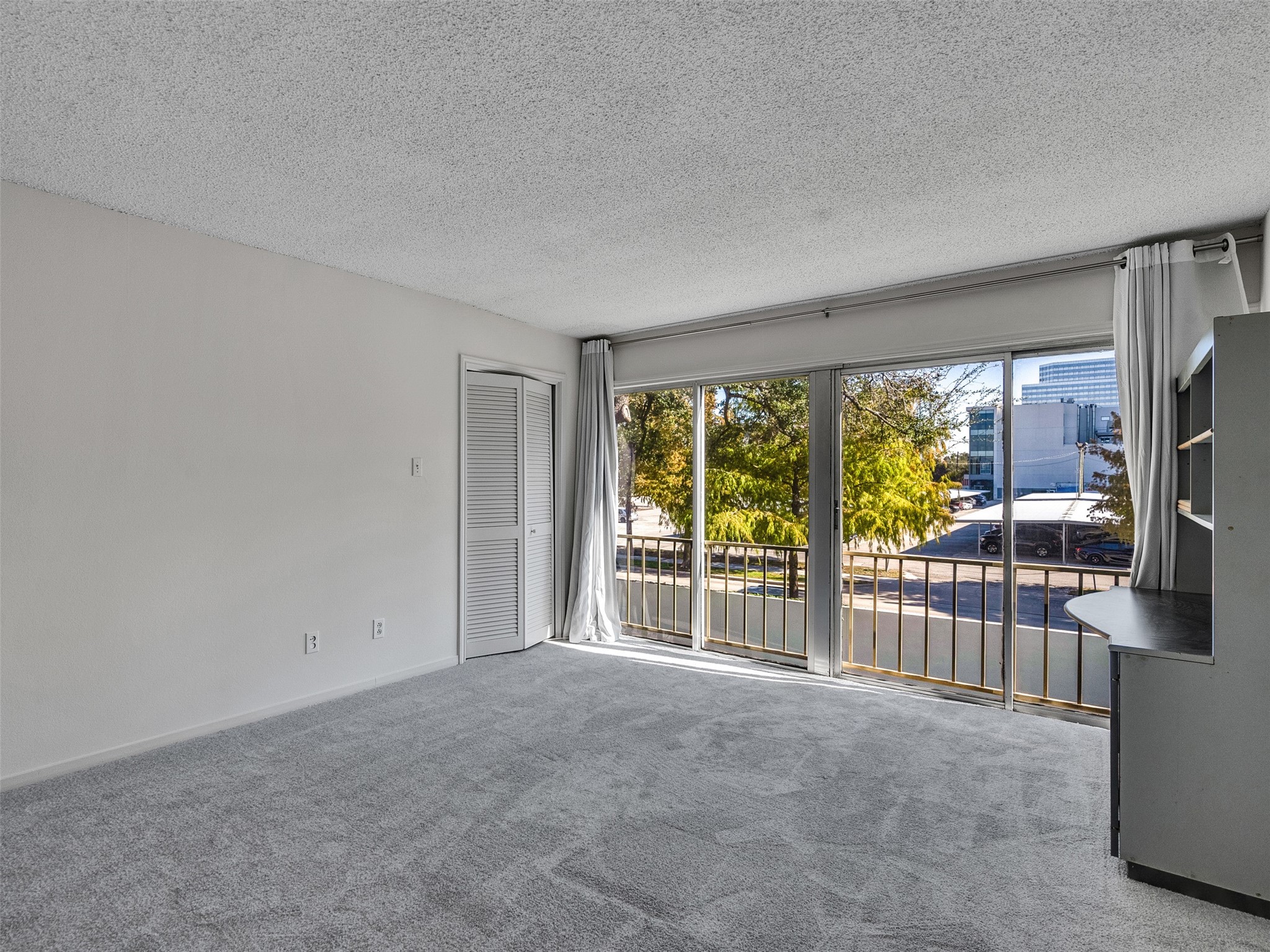 5050 Ambassador Way, Unit 218 Houston, TX 77056 - Photo 12 of 15