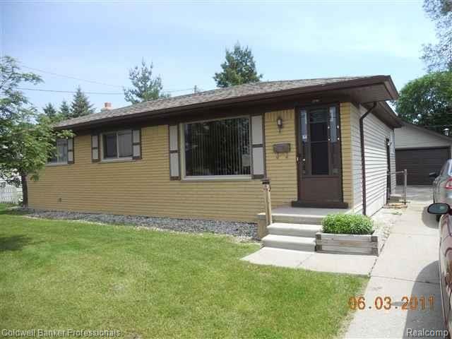 33708 Klein Road Fraser, MI 48026 - Photo 1 of 10 33708 Klein