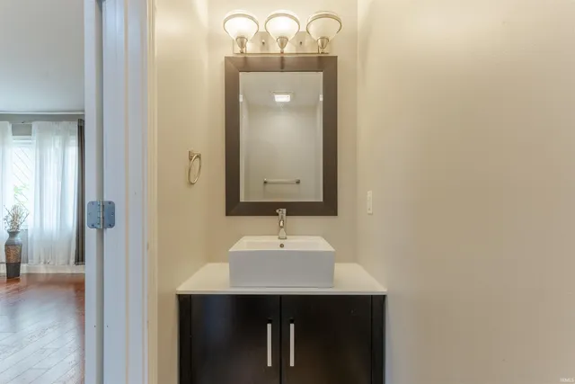 $220,000 | 1709 Village Lane, Evansville, IN 47725