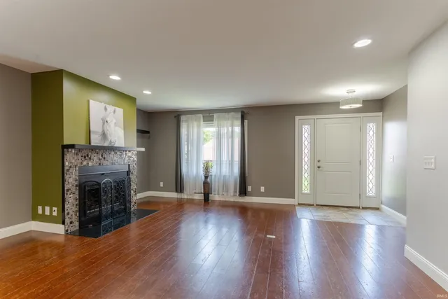 $220,000 | 1709 Village Lane, Evansville, IN 47725