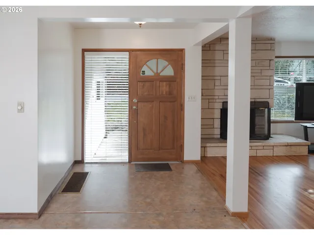 $518,000 | 4825 Southeast 140th Avenue, Portland, OR 97236