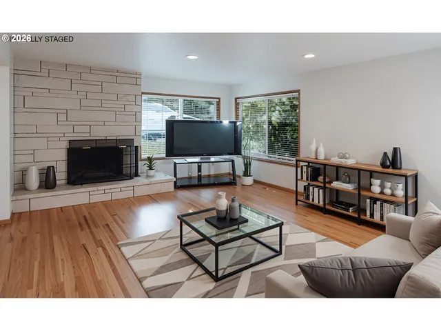 $518,000 | 4825 Southeast 140th Avenue, Portland, OR 97236
