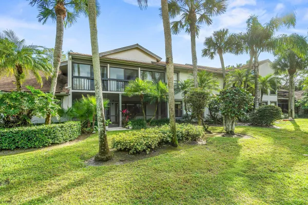 $4,000 | 11223 Pond View Drive, Unit A103, Wellington, FL 33414
