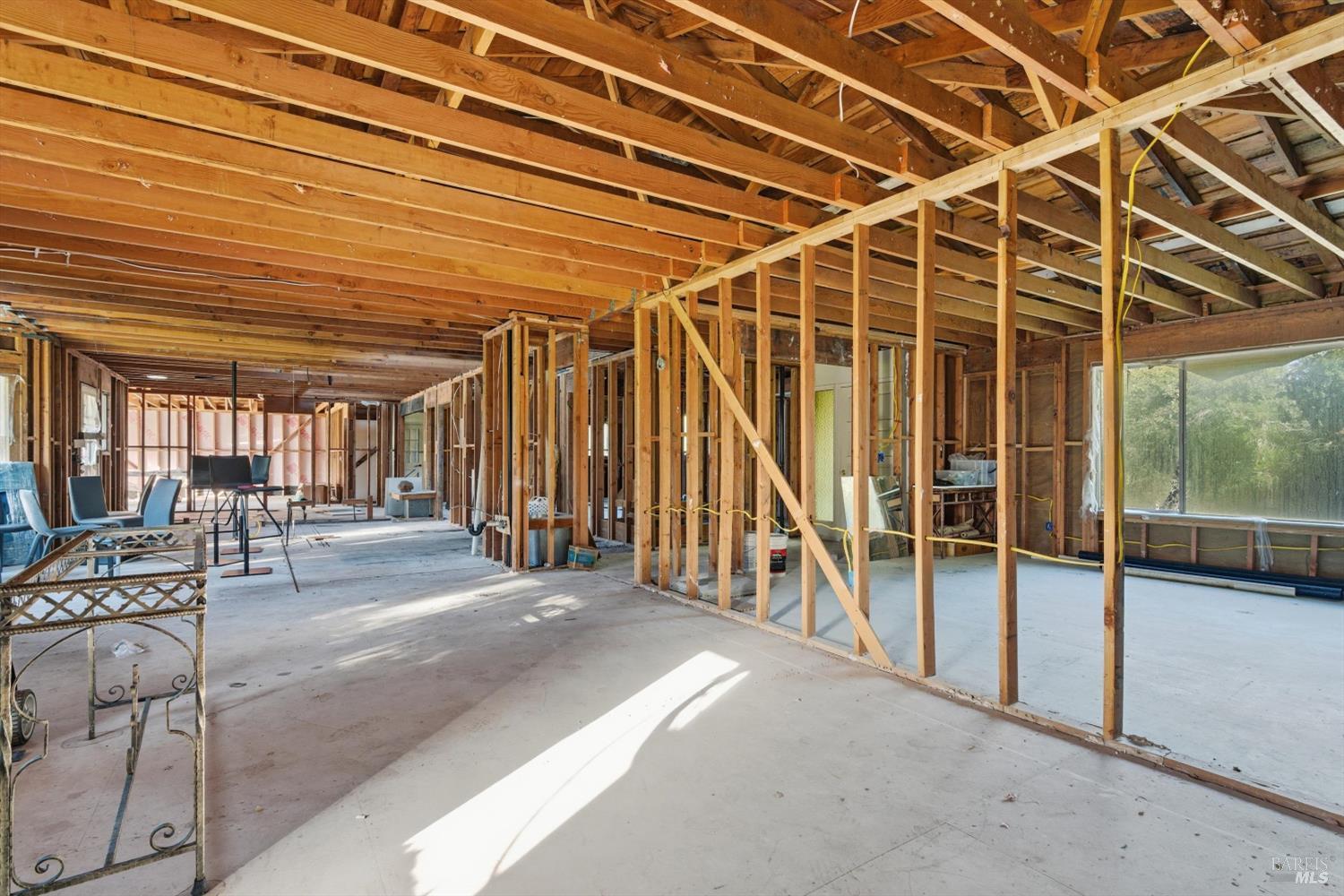 5140 Sharp Road Calistoga, CA 94515 - Photo 19 of 28 a view of a patio with table and chairs