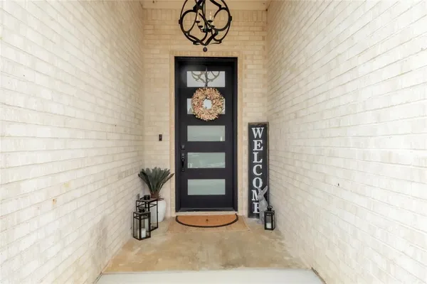 $397,000 | 4514 Lone Oak Lane, Longview, TX 75605
