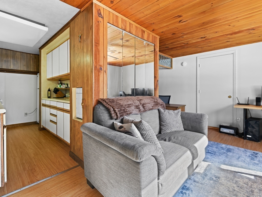 1082 Hancock Street Fall River, MA 02721 - Photo 35 of 42