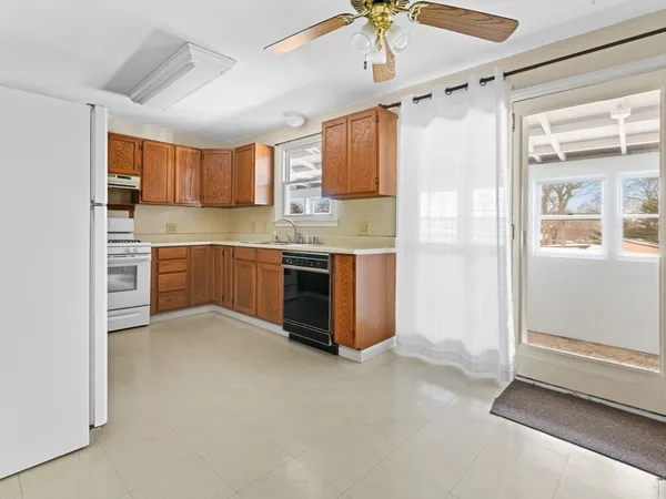 $850,000 | 1082 Hancock Street, Fall River, MA 02721