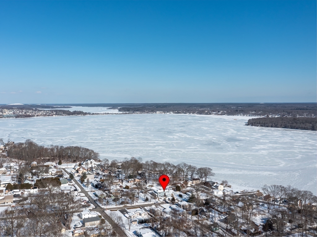 1082 Hancock Street Fall River, MA 02721 - Photo 6 of 42