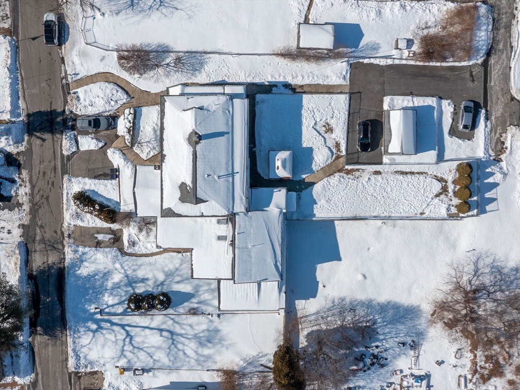 1082 Hancock Street Fall River, MA 02721 - Photo 8 of 42