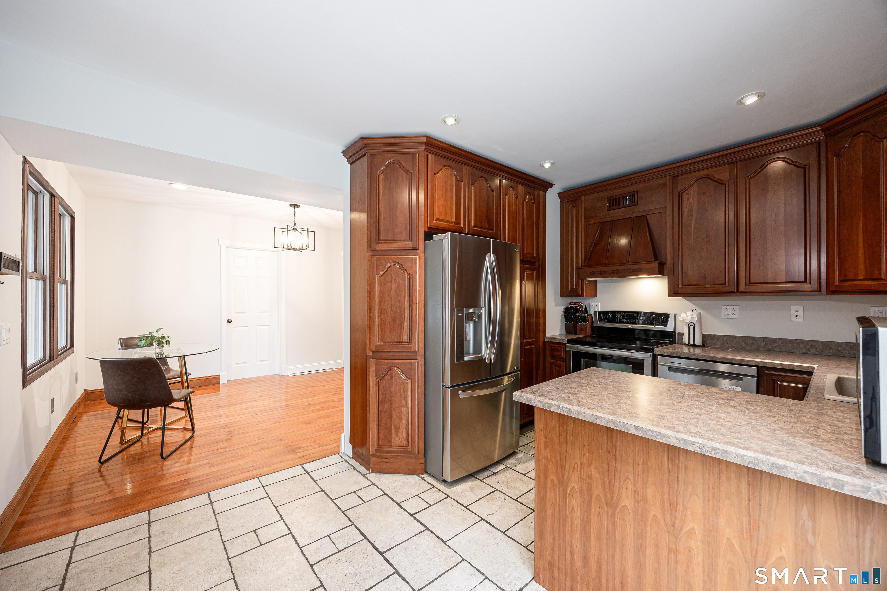 148 Cross Hill Road Monroe, CT 06468 - Photo 21 of 36