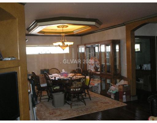 423 Ridgeway Road Henderson, NV 89015 - Photo 5 of 11 Dining Room.