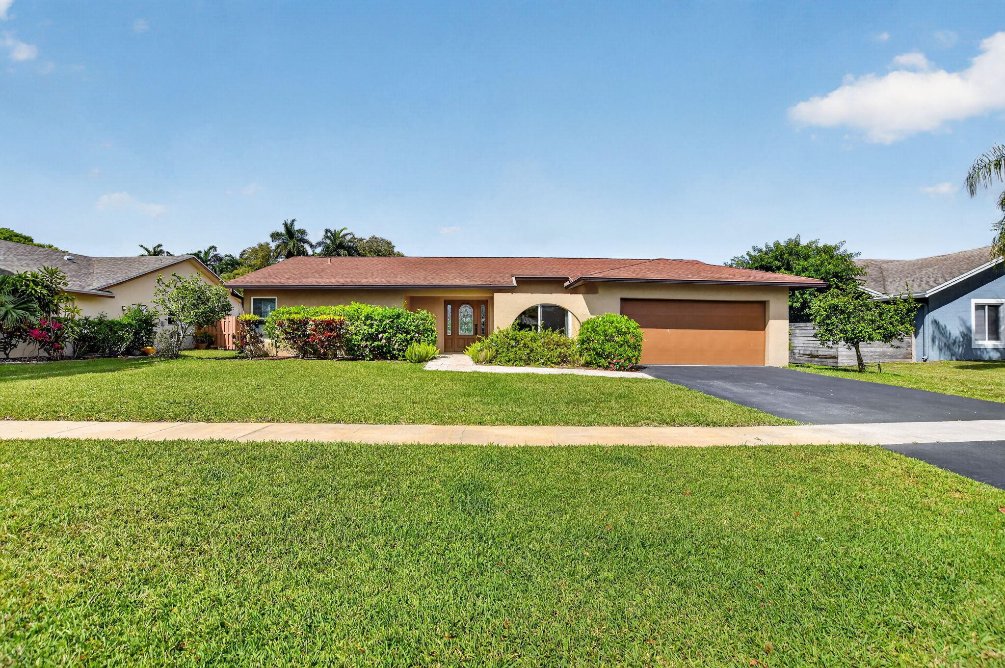 20876 Sugarloaf Lane Boca Raton, FL 33428 - Photo 55 of 57 Front