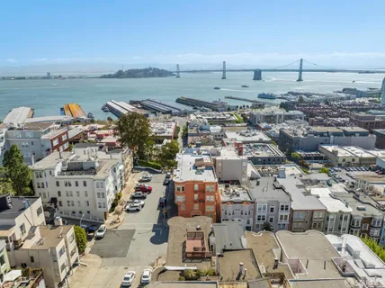 $1,895,000 | 301 Green Street, San Francisco, CA 94133
