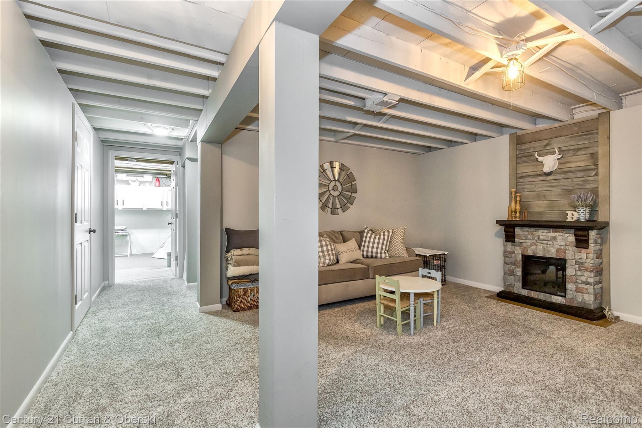 17560 Rudgate Street Southgate, MI 48195 - Photo 21 of 31 21.jpg