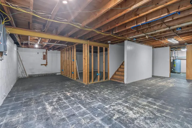 $249,500 | 445 Skyline Drive, Horton, MI 49246