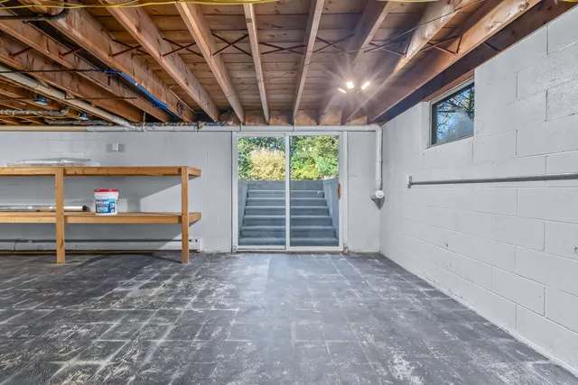 $249,500 | 445 Skyline Drive, Horton, MI 49246