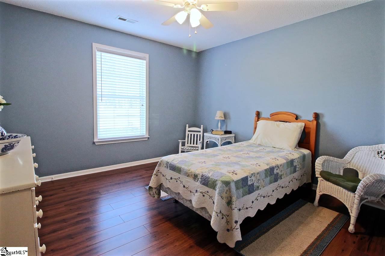431 Broyles Point Road Townville, SC 29689 - Photo 12 of 25 Gallery Image 12