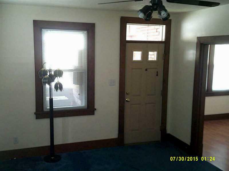822 Bower Hill Road Bridgeville, PA 15017 - Photo 4 of 24 Living Room.
