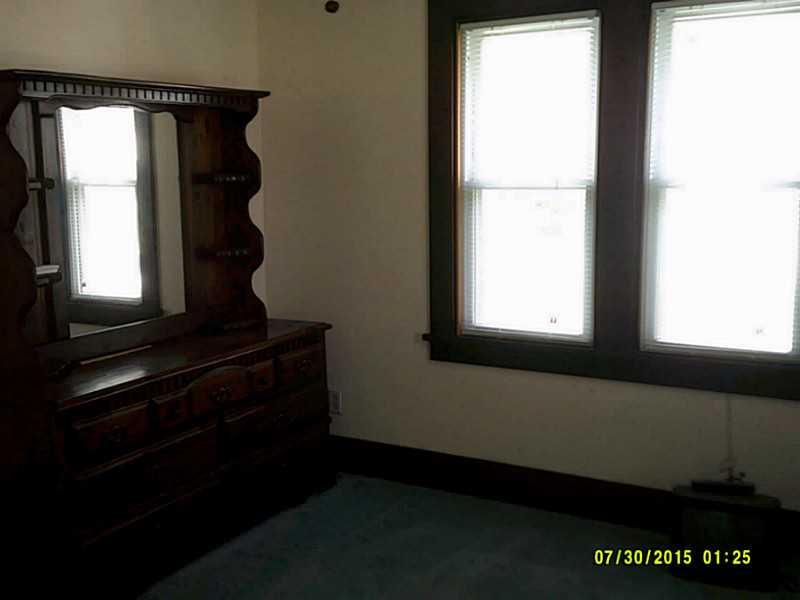 822 Bower Hill Road Bridgeville, PA 15017 - Photo 7 of 24 Master Bedroom.